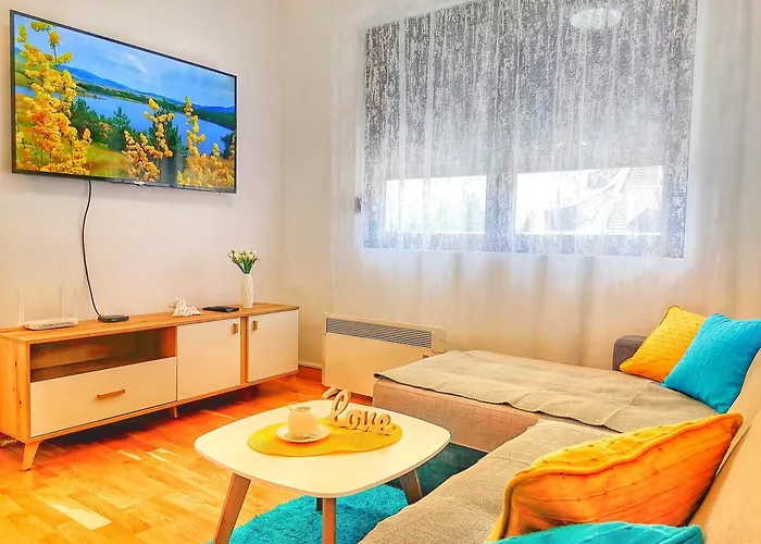 شقة Golden Pine Lux *