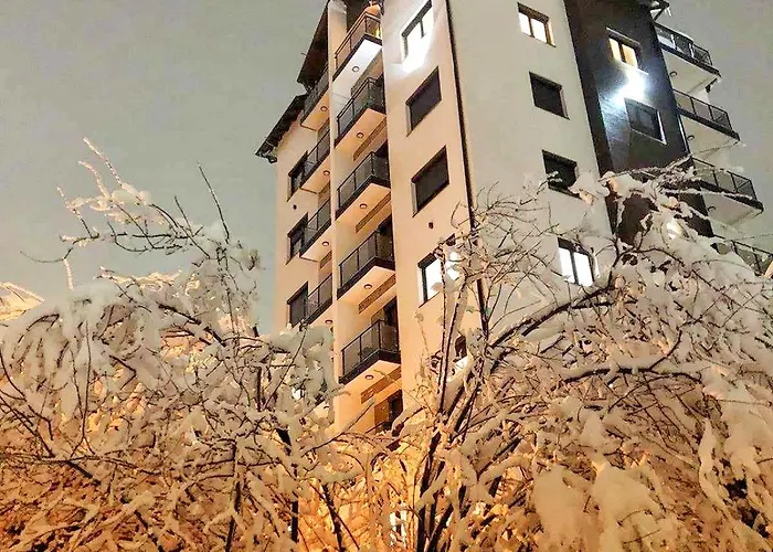 Apartment Golden Pine Lux *